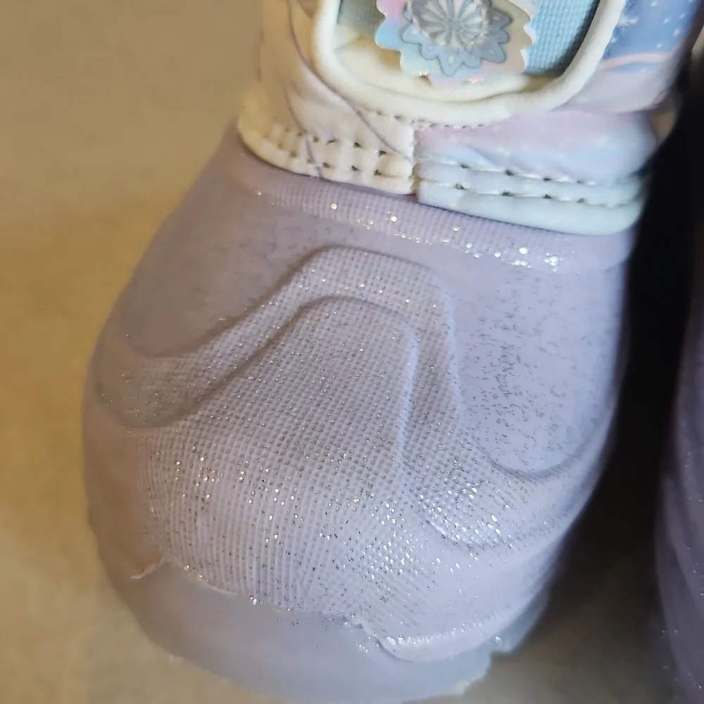 Frozen Light Up Snowboots